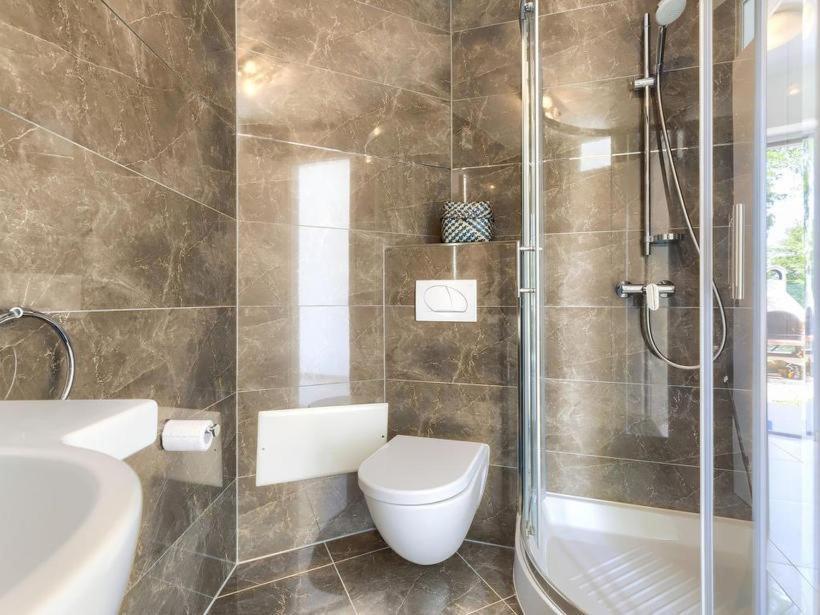 Bobos Place With Jacuzzi 46e