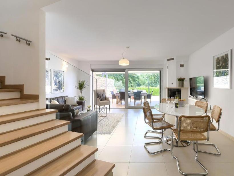 Bobos Place With Jacuzzi 46e Villa *