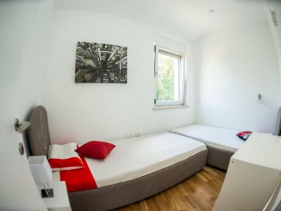Villa Bobos Place With Jacuzzi 46e Umag